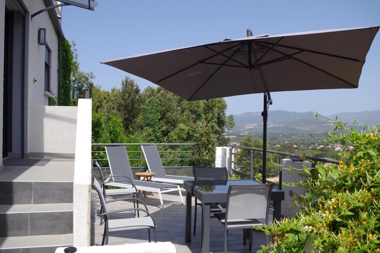 Appartement F2 Avec Terrasse De 35 M2 Bomorto - Porticcio Porticcio  Exterior foto